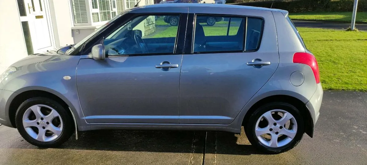 Suzuki Swift - Image 4