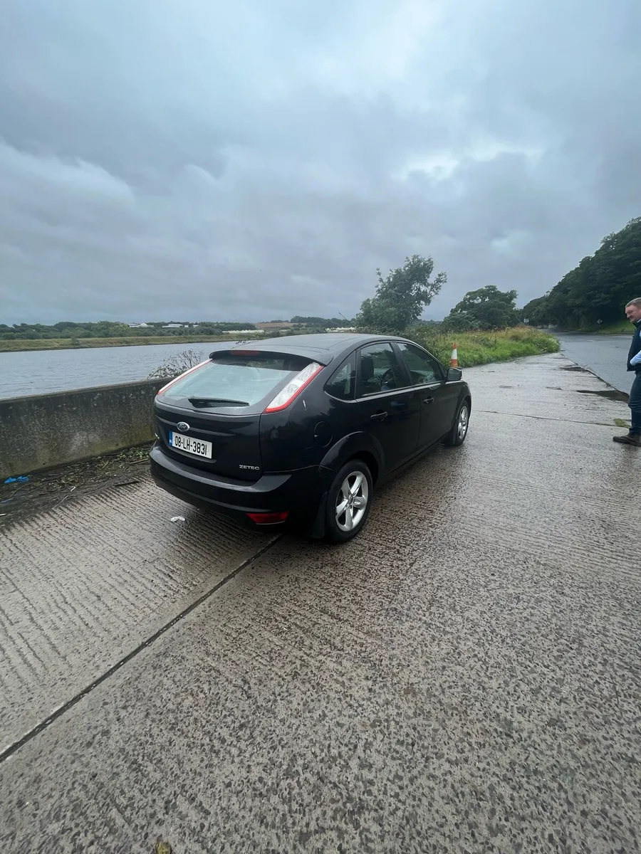 2008 ford focus - Image 4