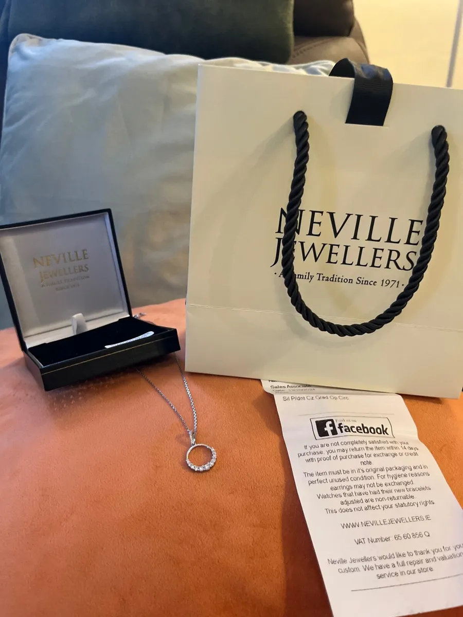 Necklace New - Image 4