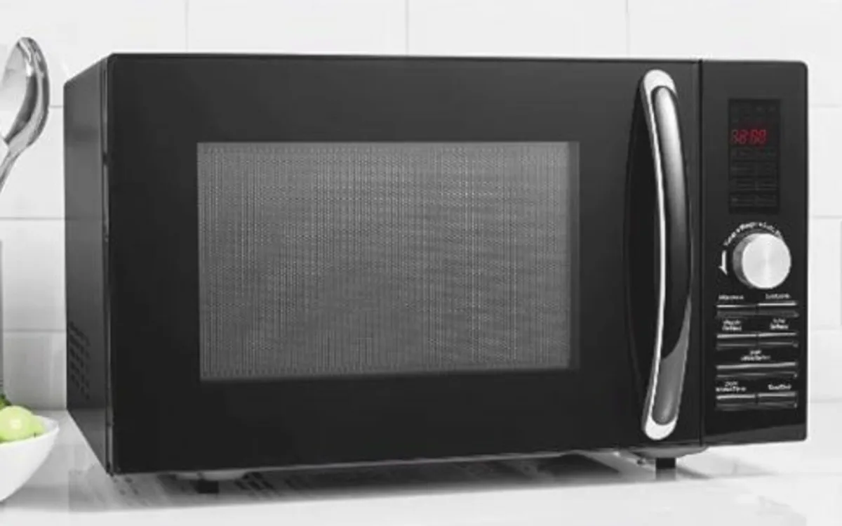 Microwave Oven with Grill - Brand new in Box - Image 1