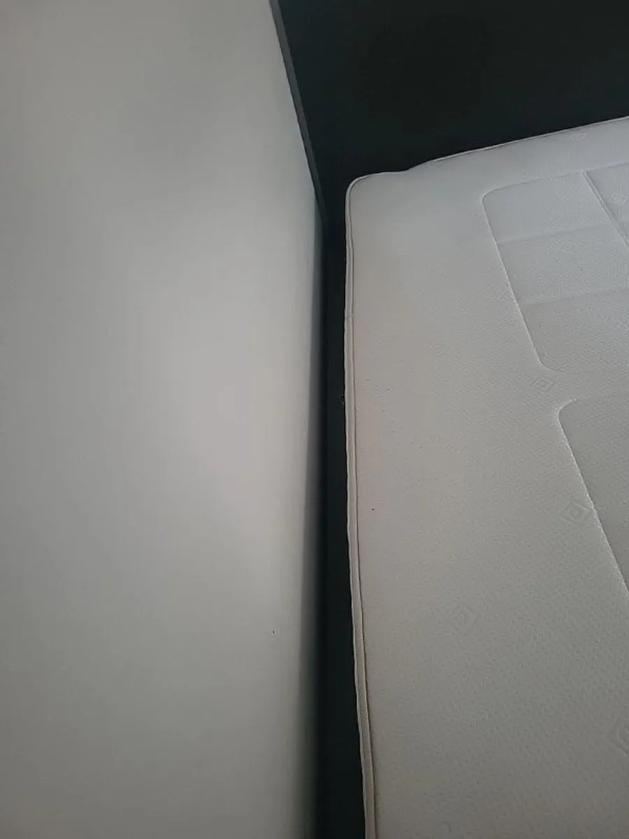 king size bed - Image 4