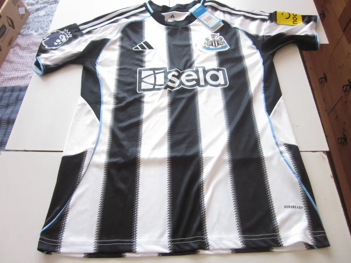 Newcastle United Shirt Addidas 2025/26 New - Image 1