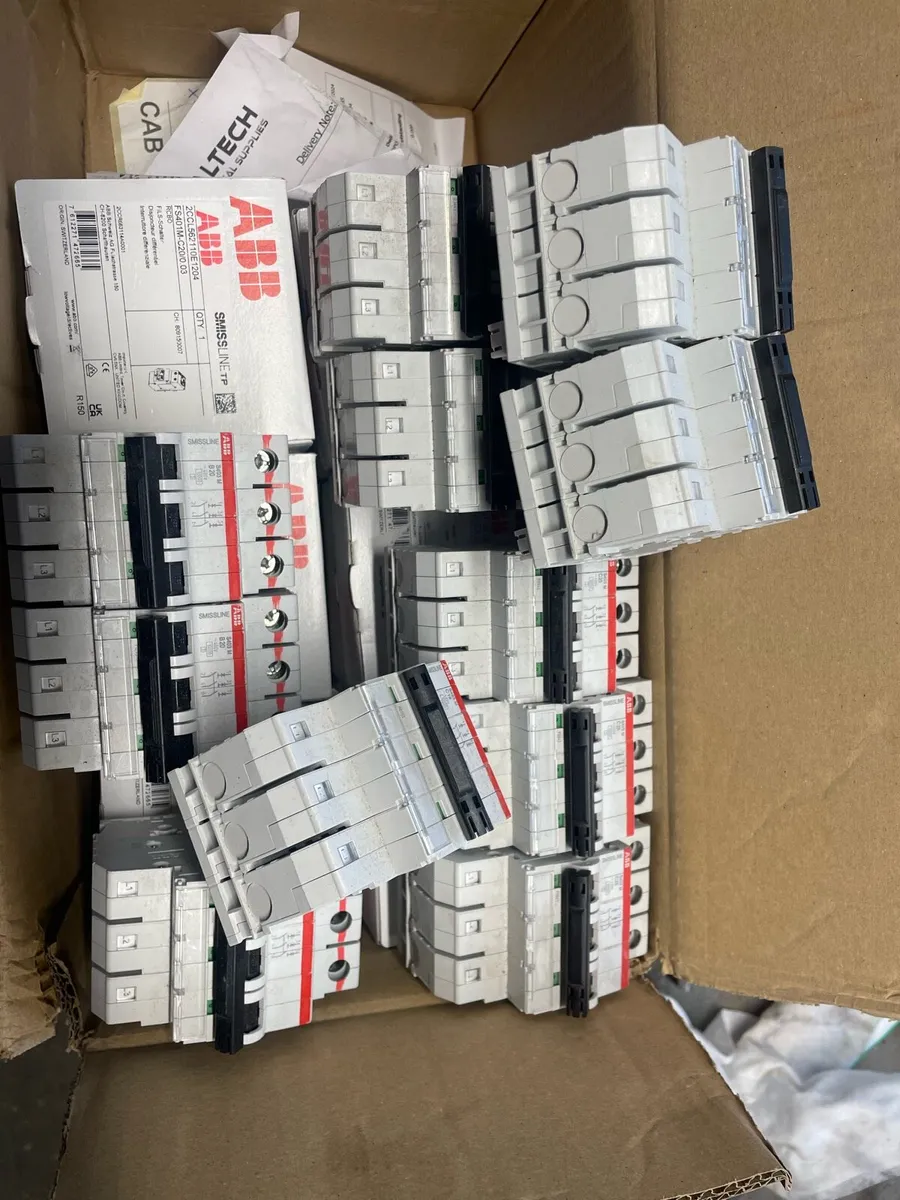 Circuit breakers - Image 2