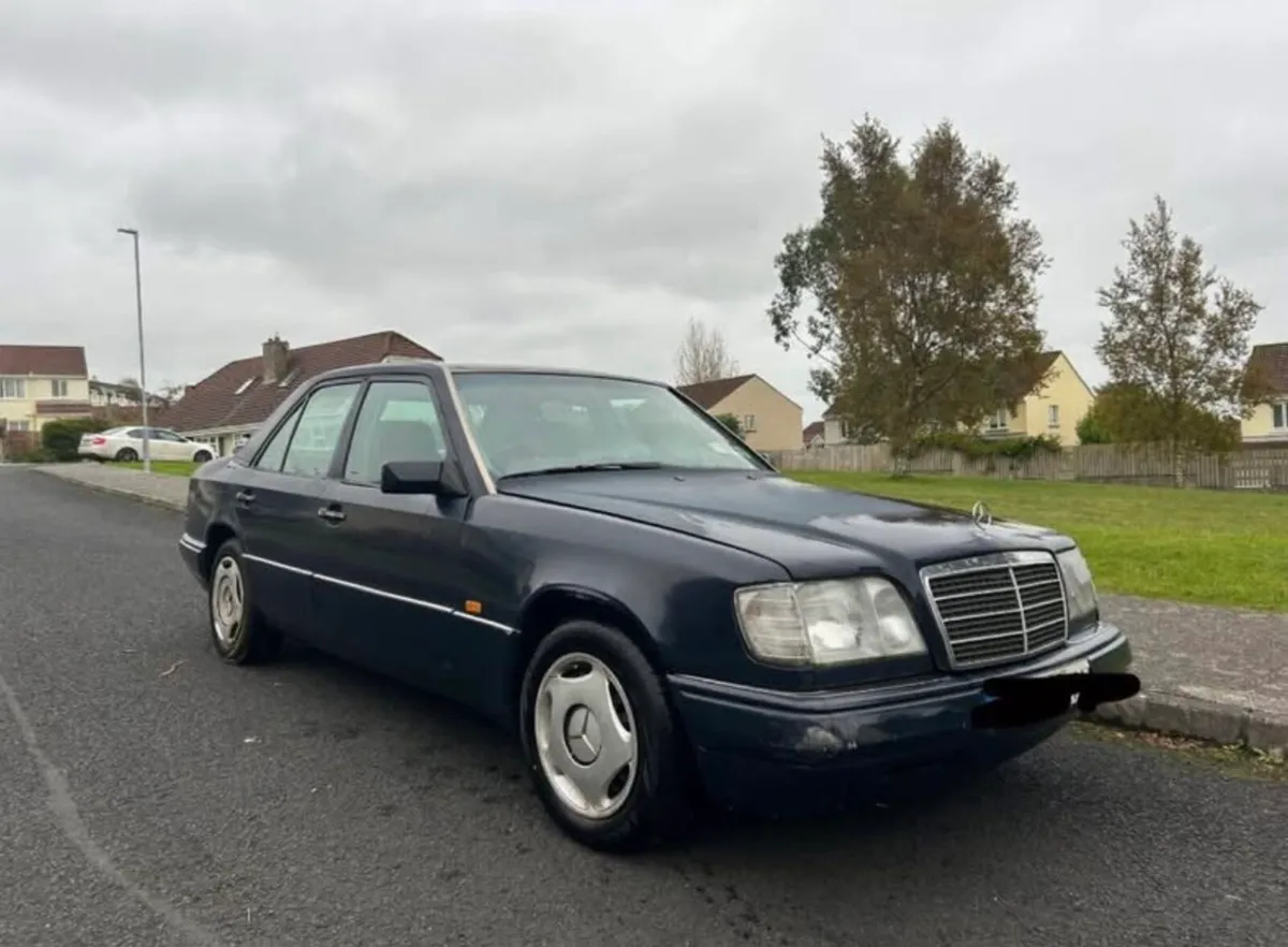 1994 Mercedes E200 W124 - Image 1