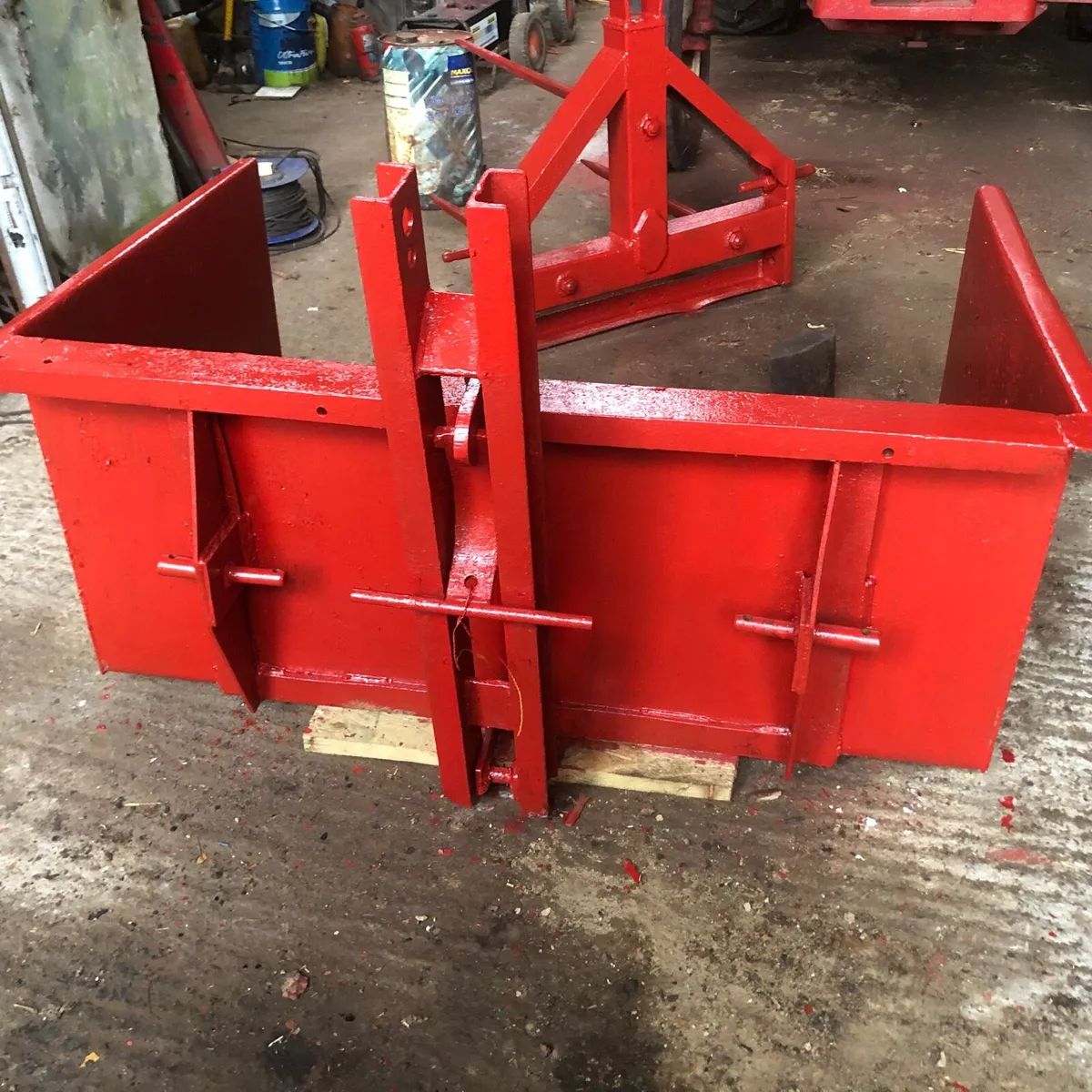 TRANSPORT  BOX, BALE SPIKE - Image 1