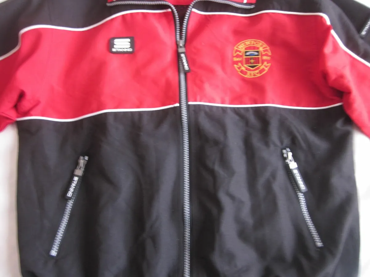 Newport Town  AFC Kids Zipped Jacket - Image 3