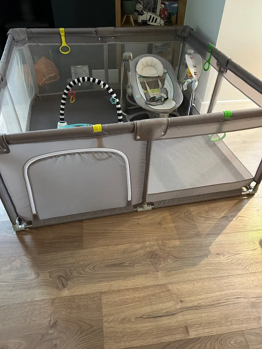 Baby play pen - Image 3