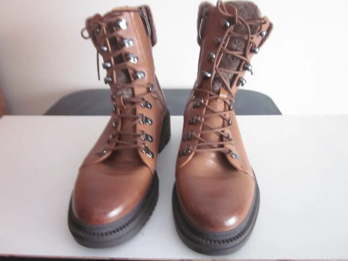 New Regarde Le Ciel Tan Leather Boots UK7 - Image 1