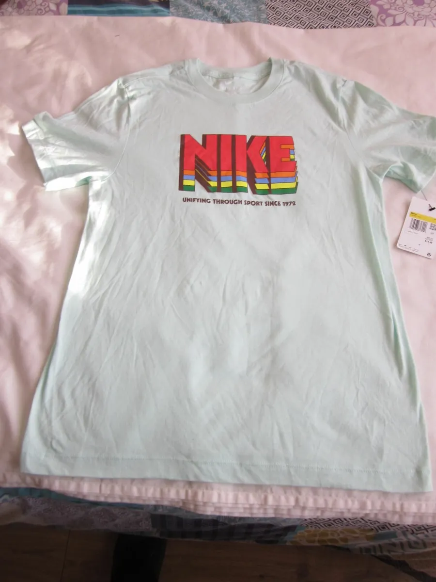 Nike Sportswear Men's Short -Sleeve T-Shirt - Image 1