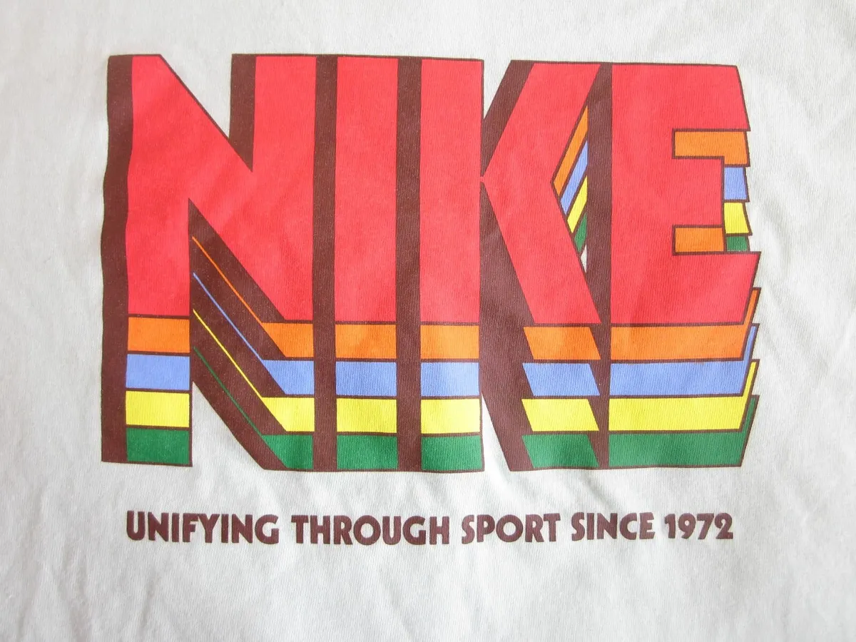 Nike Sportswear Men's Short -Sleeve T-Shirt - Image 2