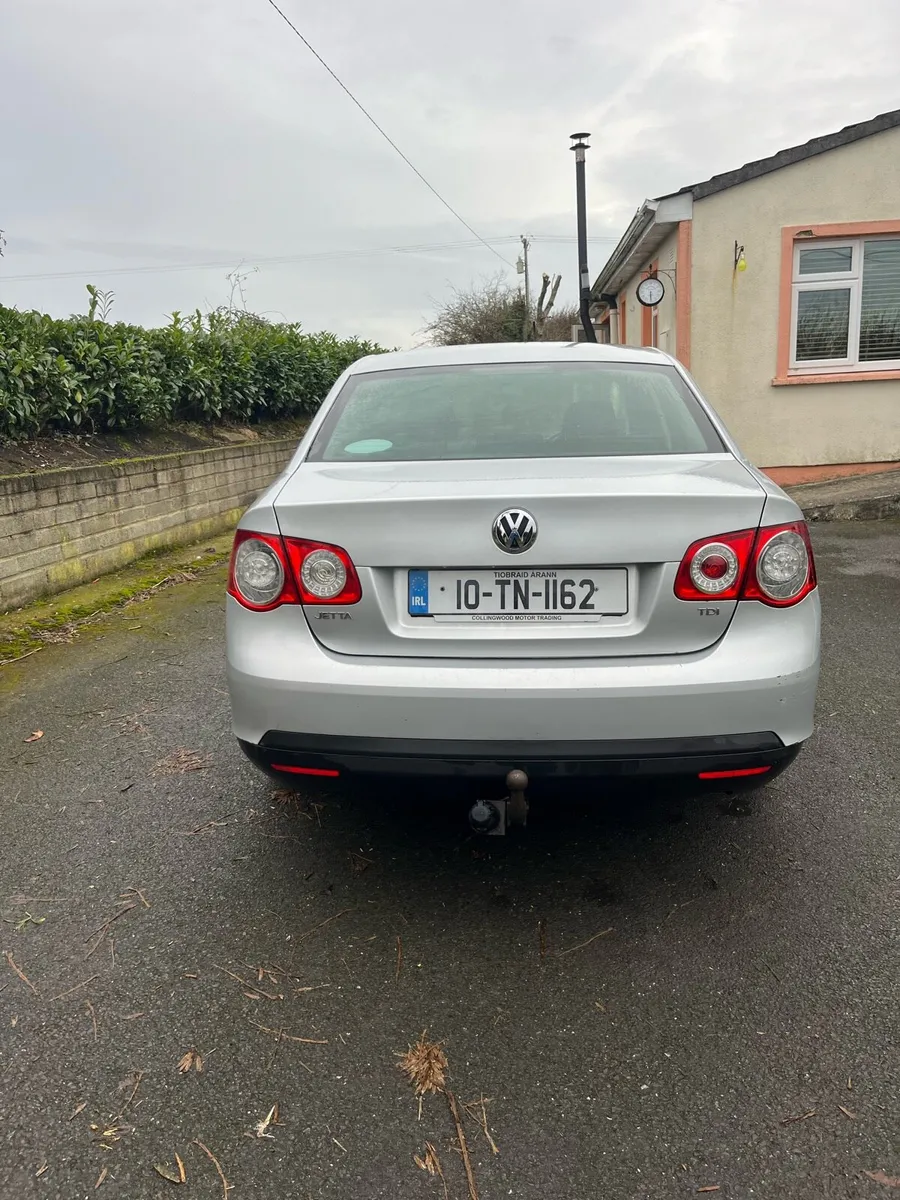 Volkswagon Jetta - Image 3