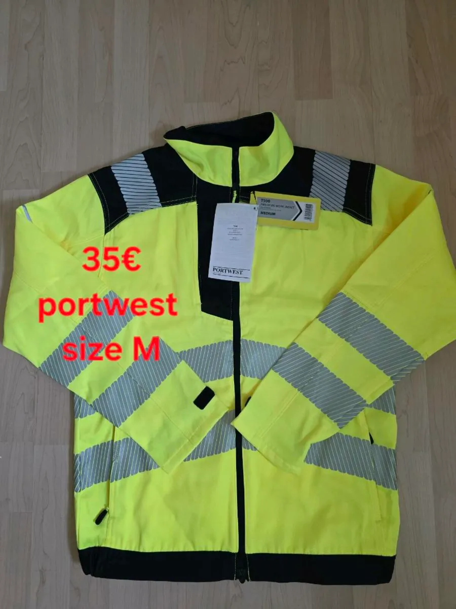 Work wear - Image 3
