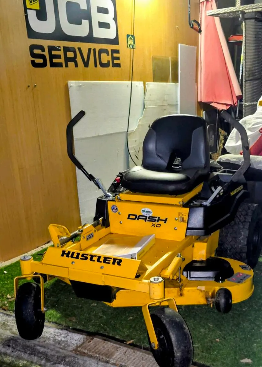 Hustler 48" zero turn - Image 1