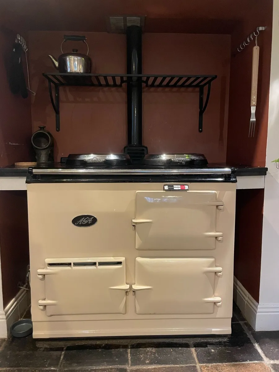 AGA cooker - Image 1