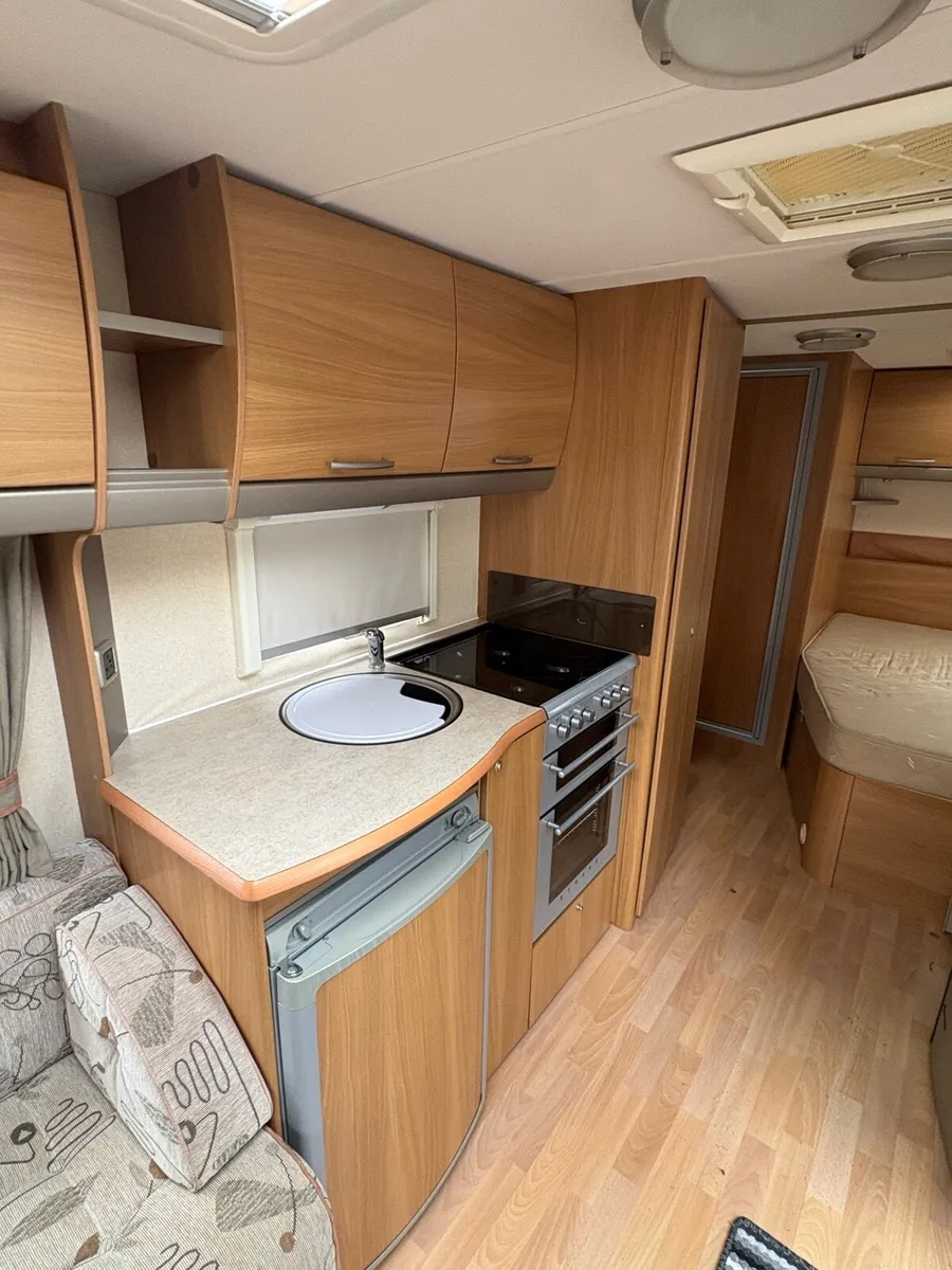 2009 swift - Image 3