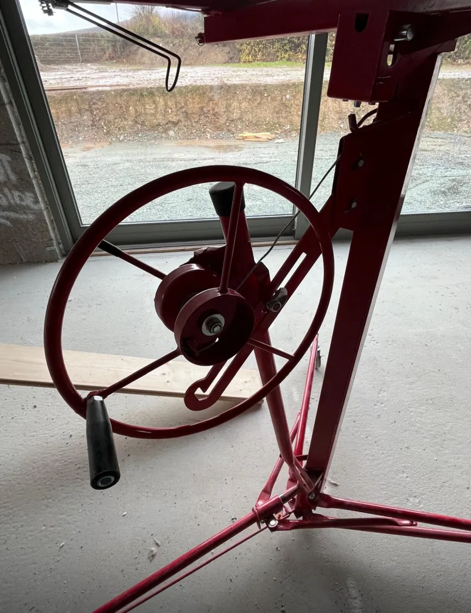 Plastering slab lifter - Image 2