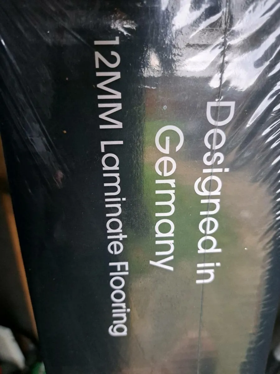 2x Boxes wooden floor - Image 4