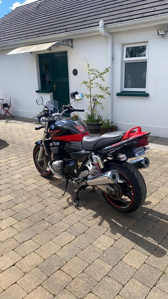 Suzuki GSX 1400 - Image 3