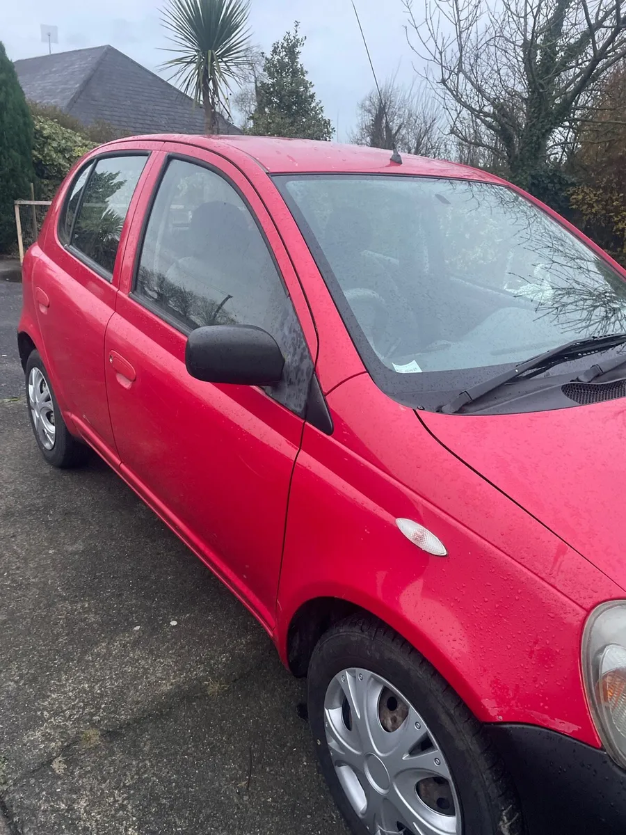 Toyota Yaris - Image 2