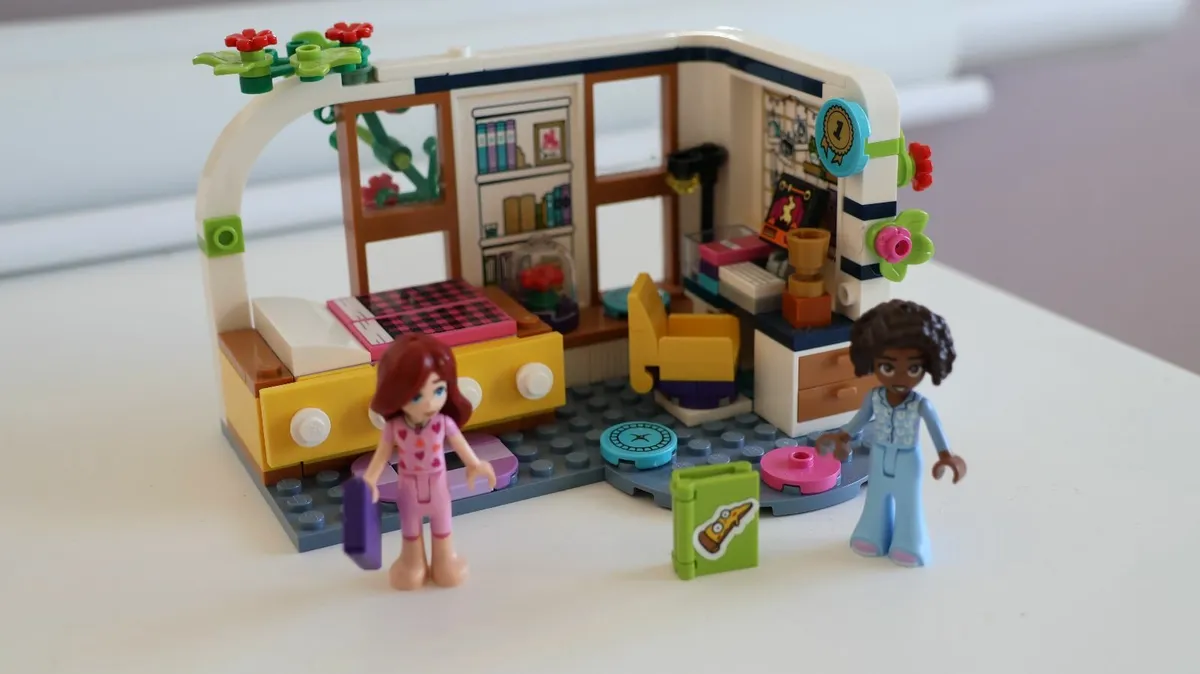 Lego - Two cool rooms :-) - Image 1