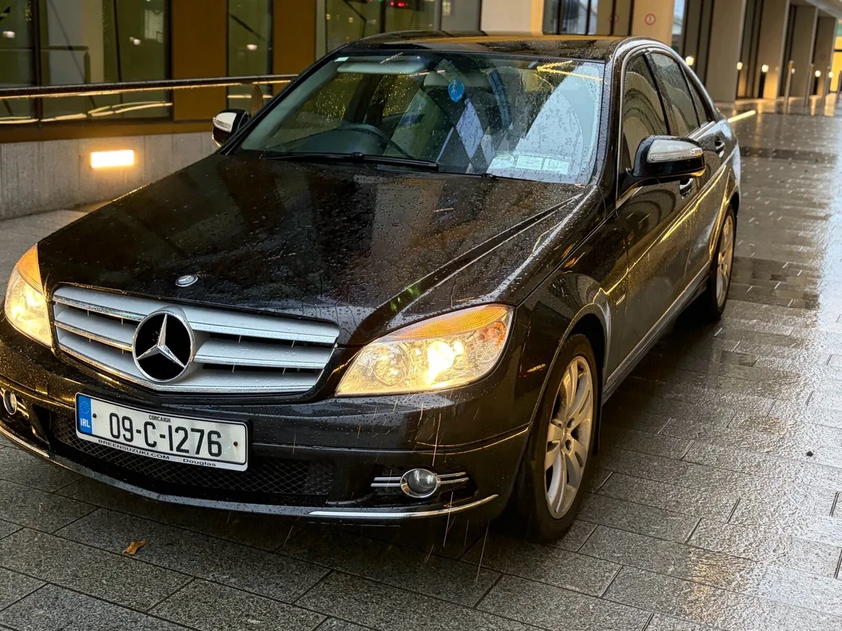Mercedes c200 - Image 2