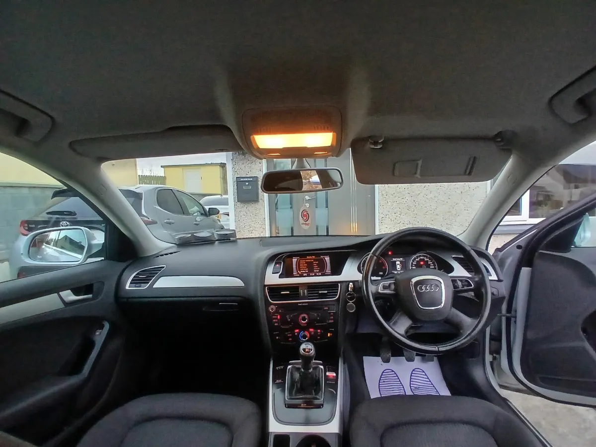 Audi A4 2011 - Image 4