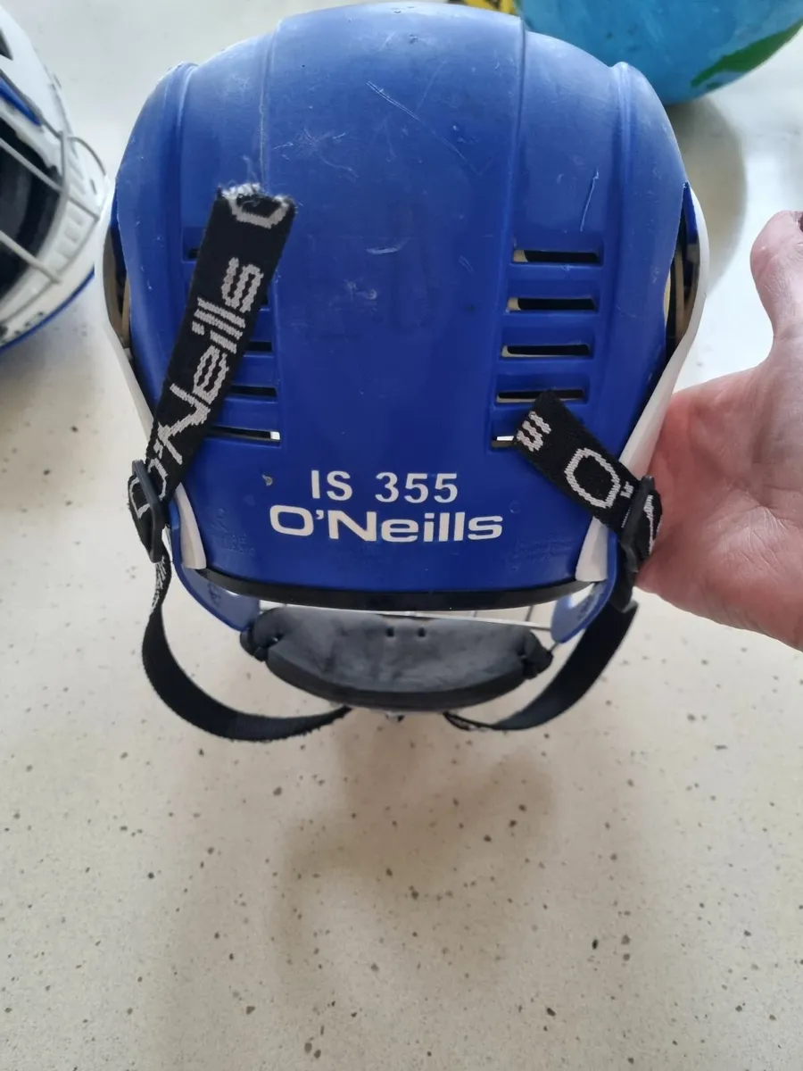 Kids hurling helmets - Image 4