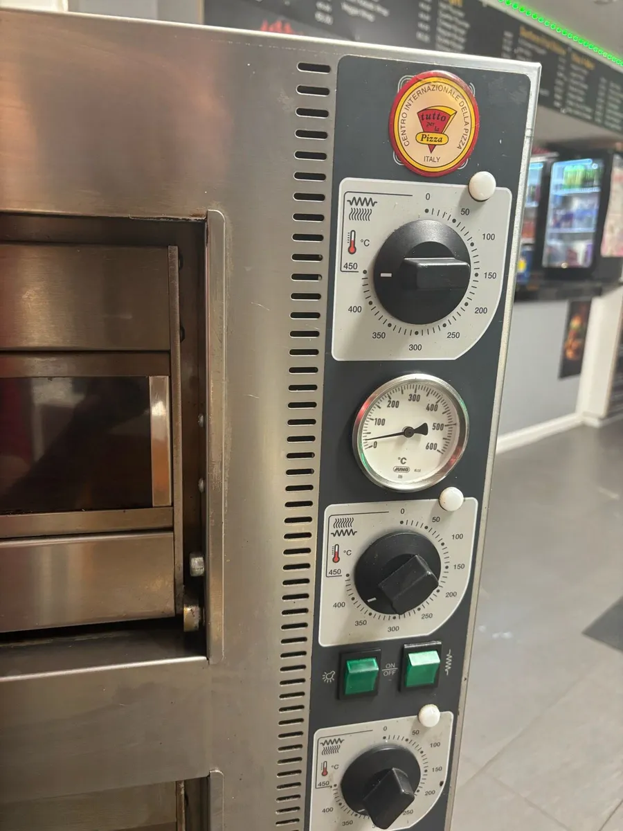 Pizza oven - Image 1