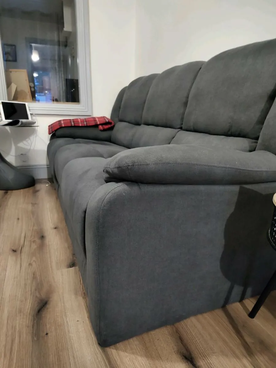 3 Seater settee grey - Image 3