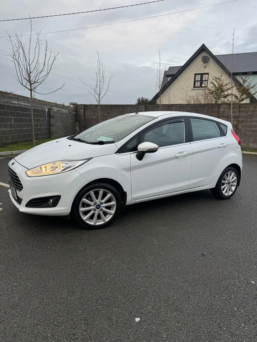 Ford Fiesta 2016 Auto - Image 2