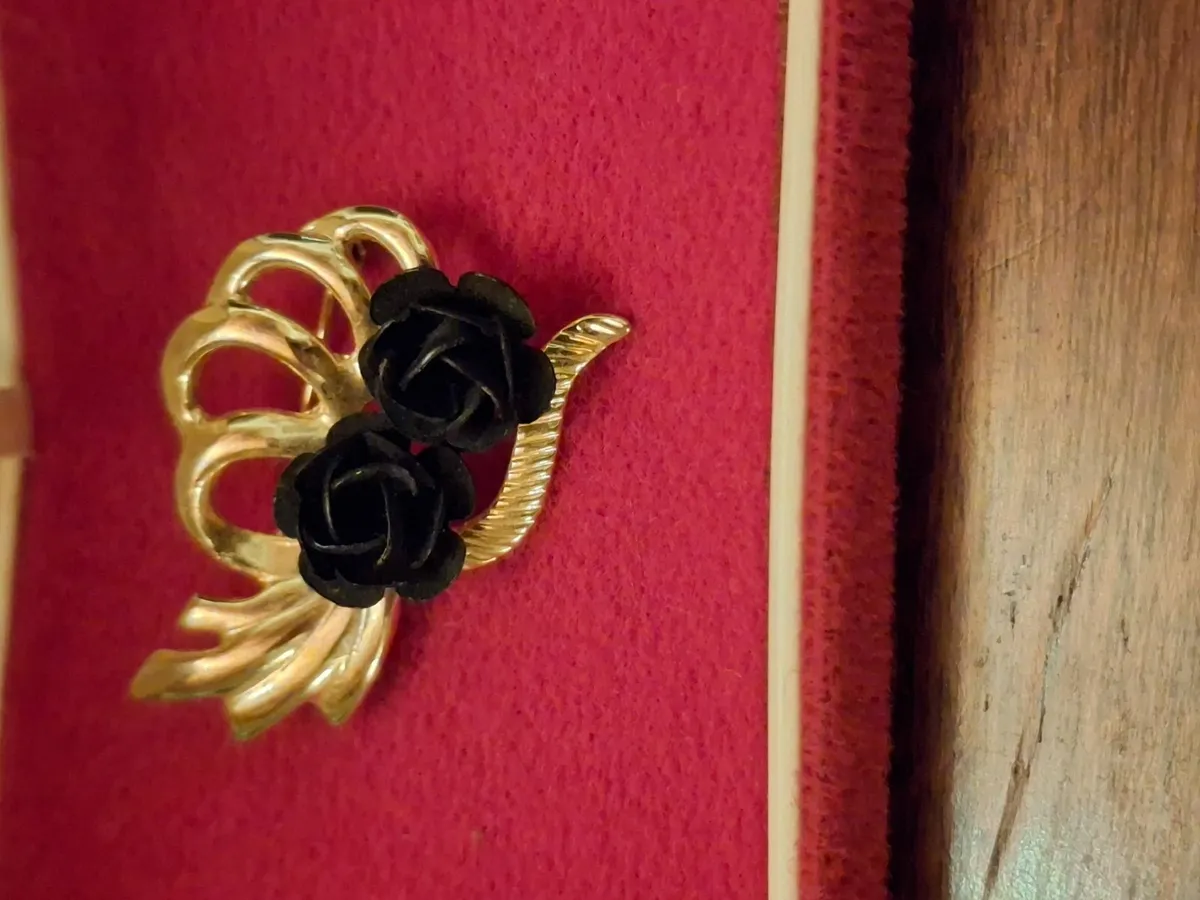 Vintage floral jewellery... - Image 3