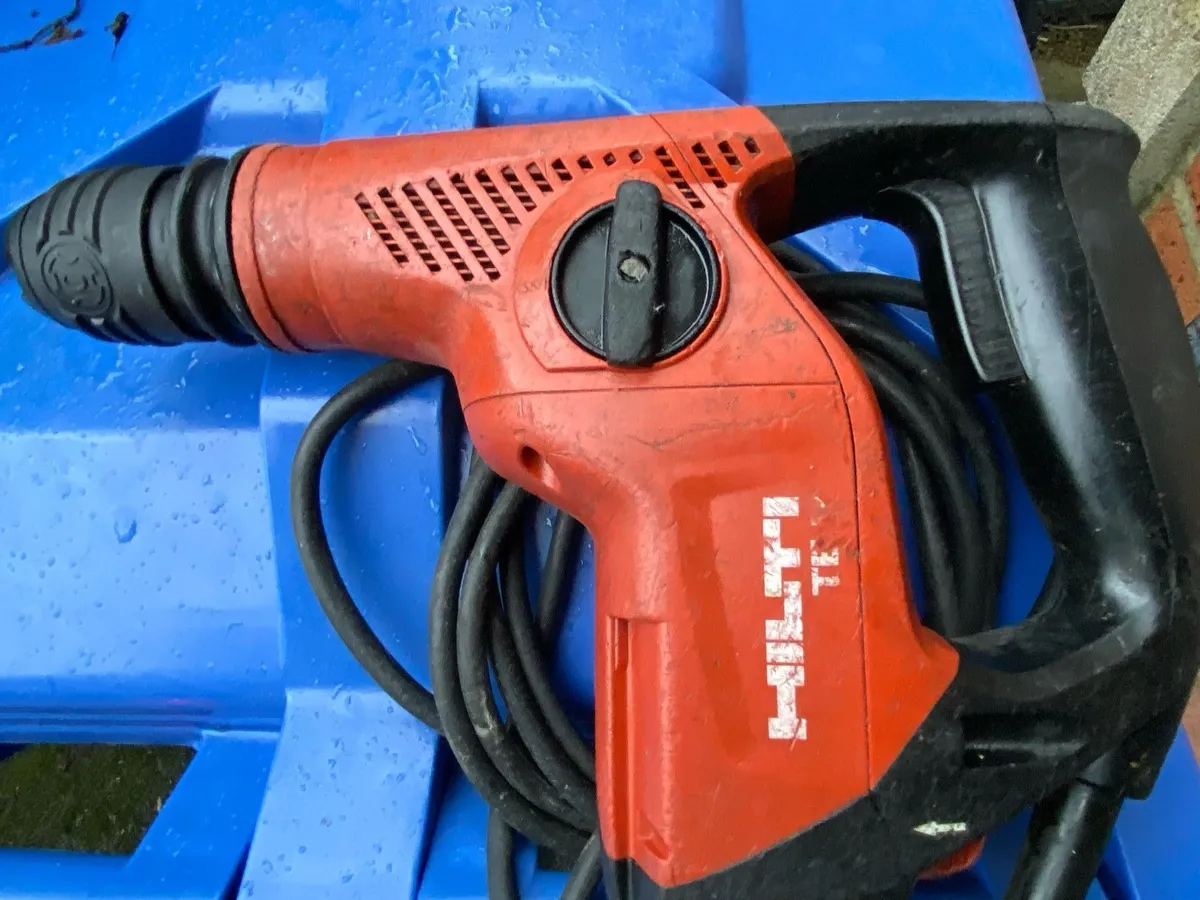 Hilti hammer drill