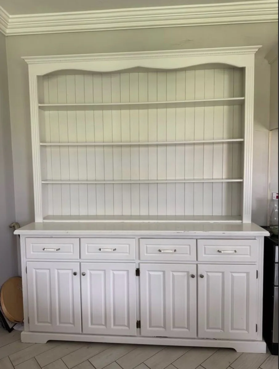 Solid kitchen dresser - Image 1