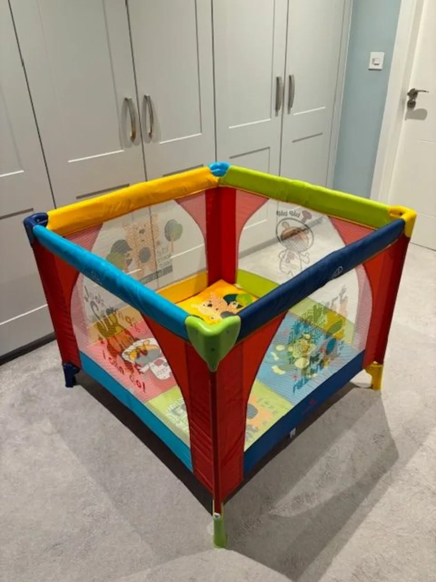 Babylo Safari Playpen - Image 1