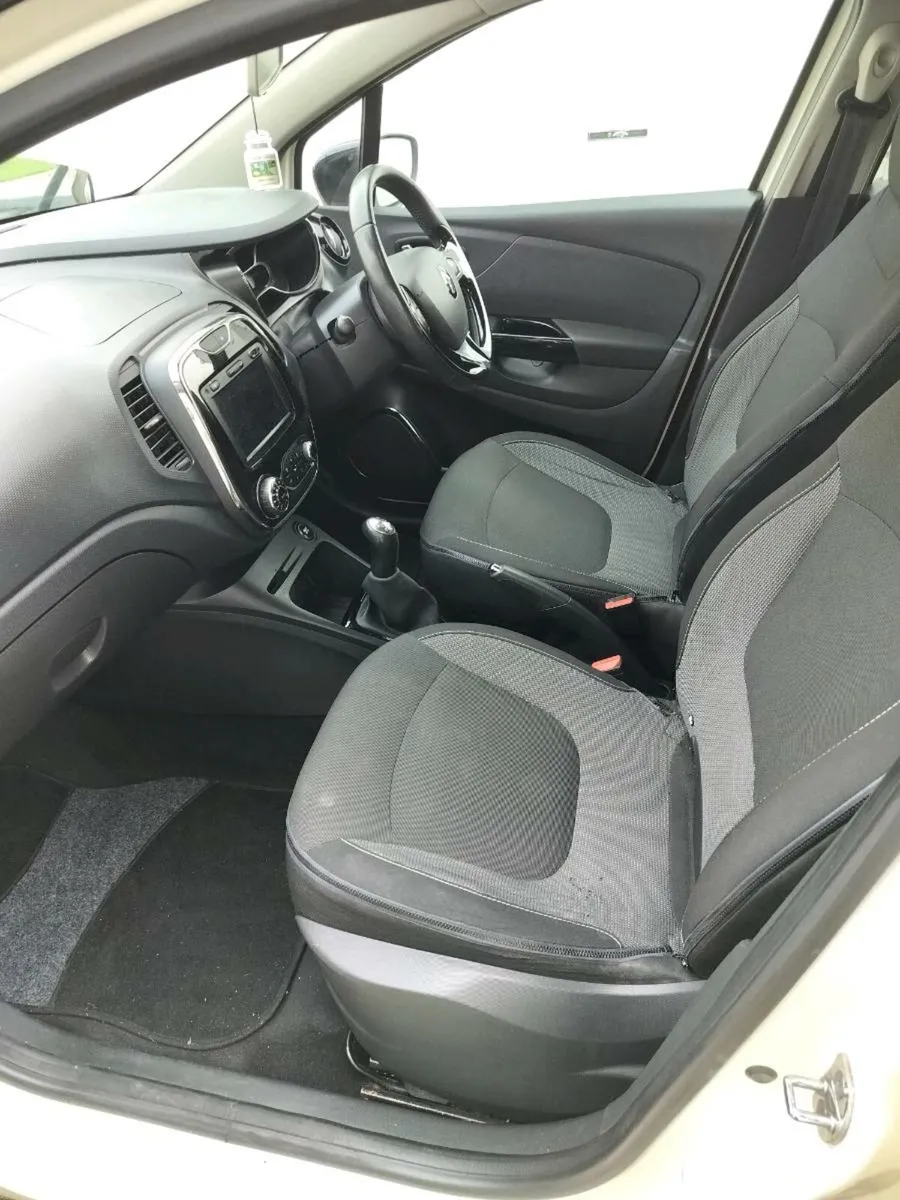2014 Renault captur 1.5 diesel - Image 4