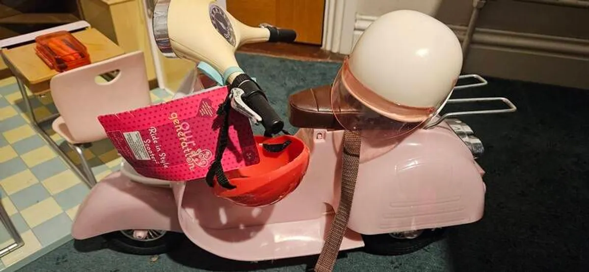 generation Doll Set - Image 4