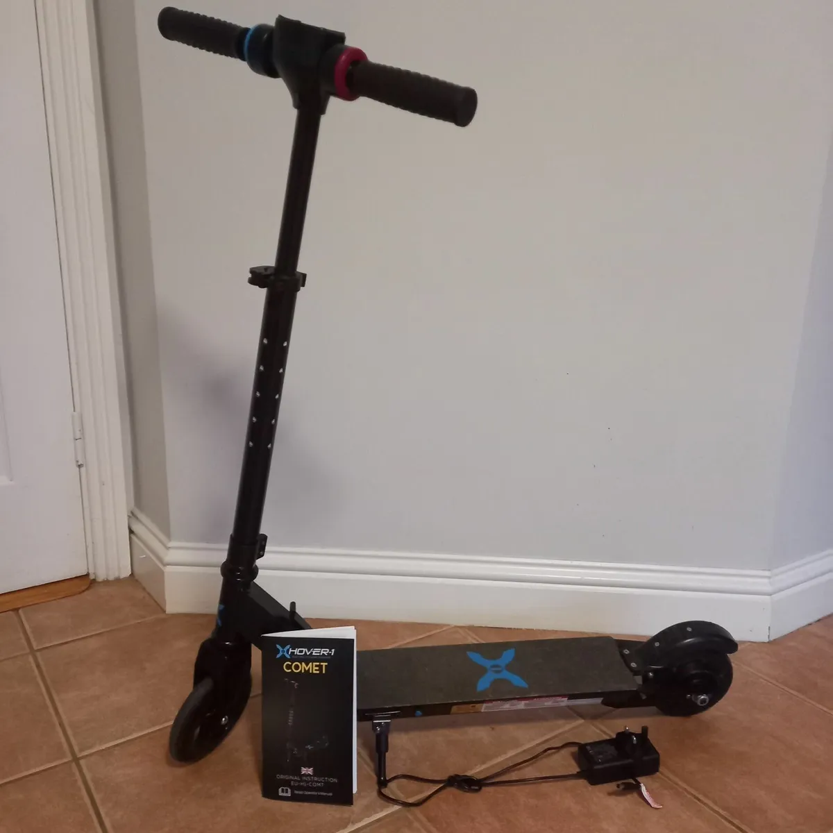 Electric Scooter - Hover-1 Comet - Image 1