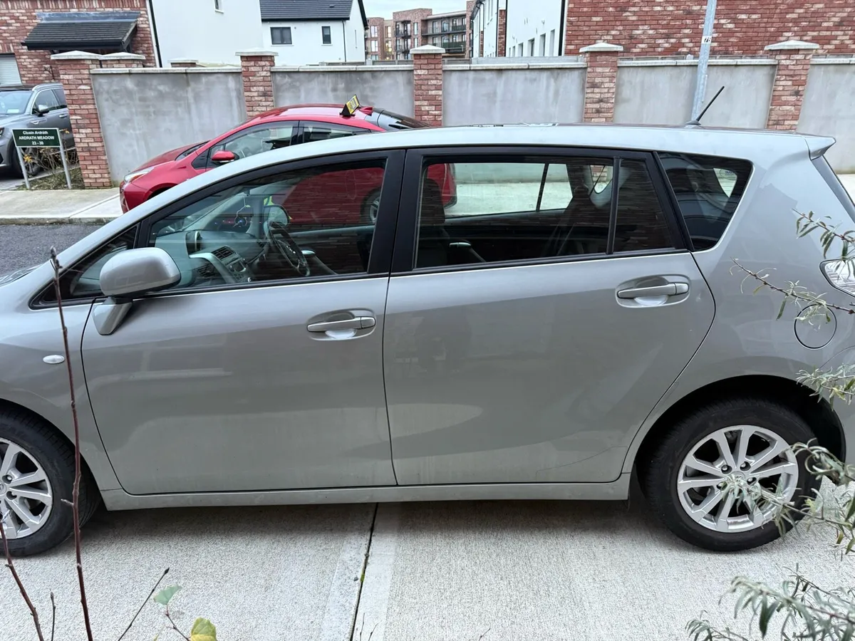 Toyota Verso - Image 2