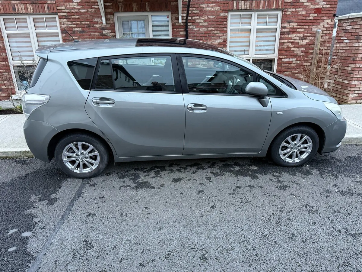 Toyota Verso - Image 3