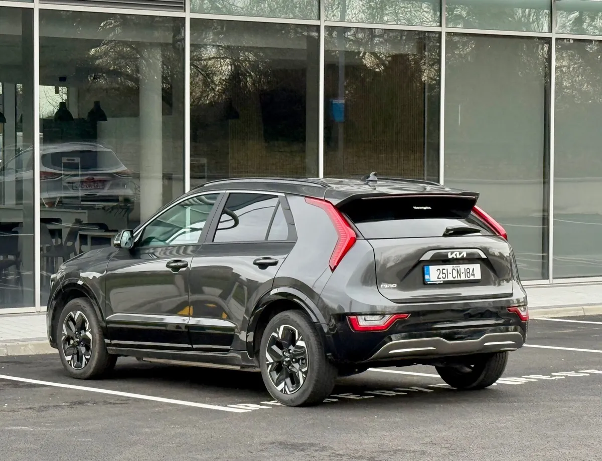 Kia Niro EV 2025 year/only 8t.km. - Image 2