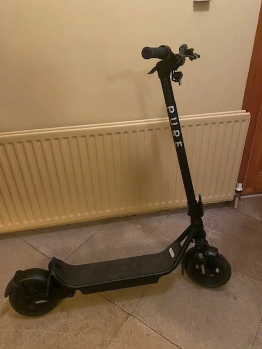 Pure Air 5 Pro+ Suspension Escooter - Image 1