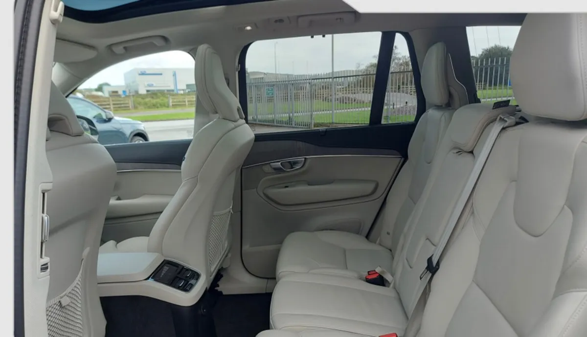 🇮🇪Volvo XC90 2.0 HARMAN KARDON ED PLUS DARK THEM - Image 3