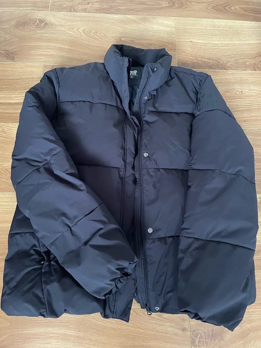 Gym + coffee puffer jacket black - Image 1