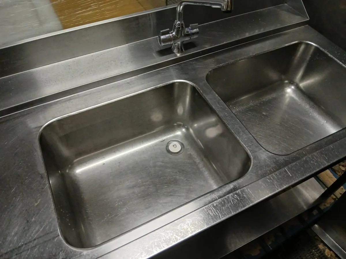 Staneless steel cabbinet/sink unit delivered - Image 2