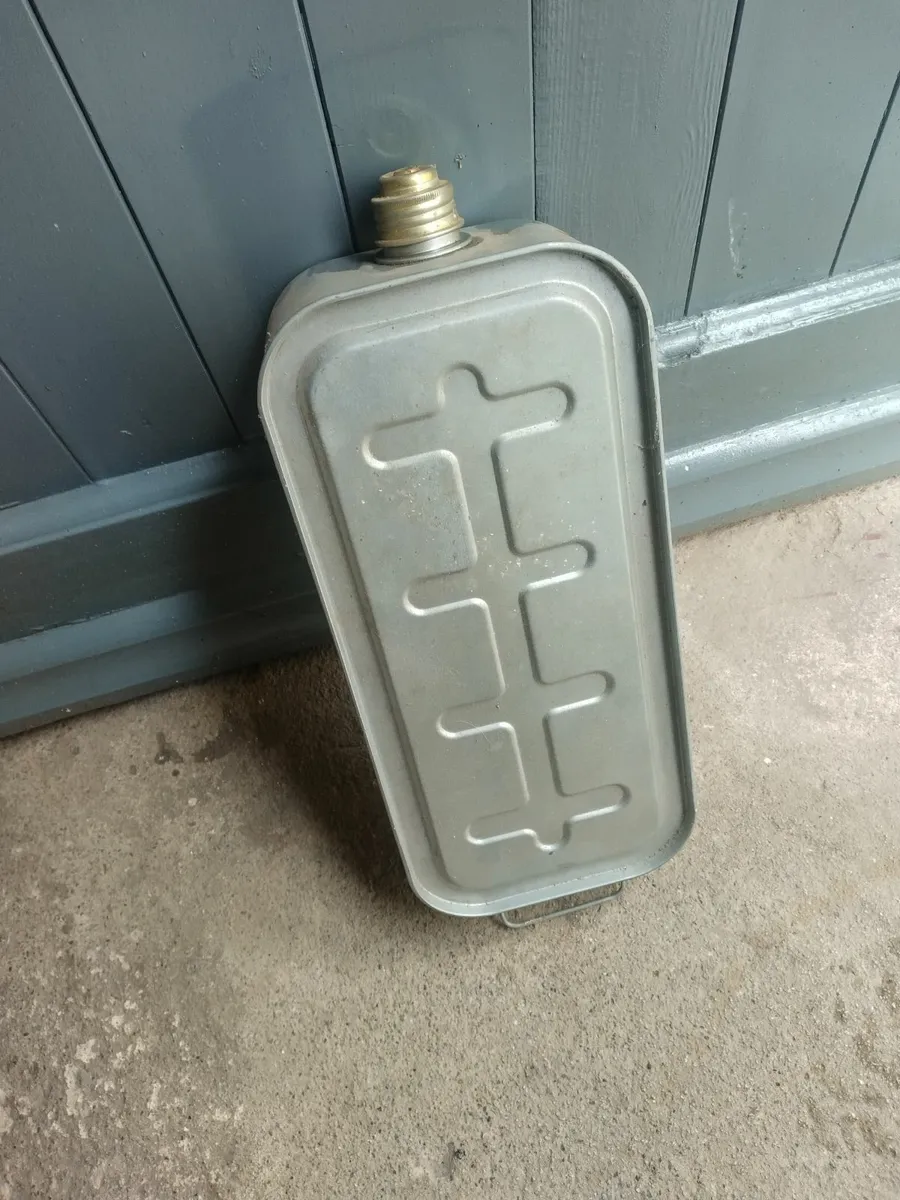 Old paraffin heater replacement oil tank - Image 1