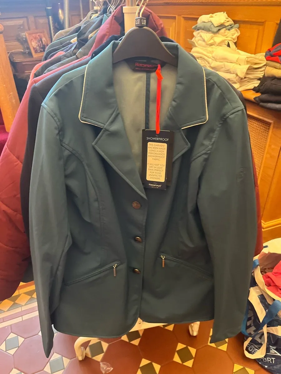 Equestrian clothing - Image 4