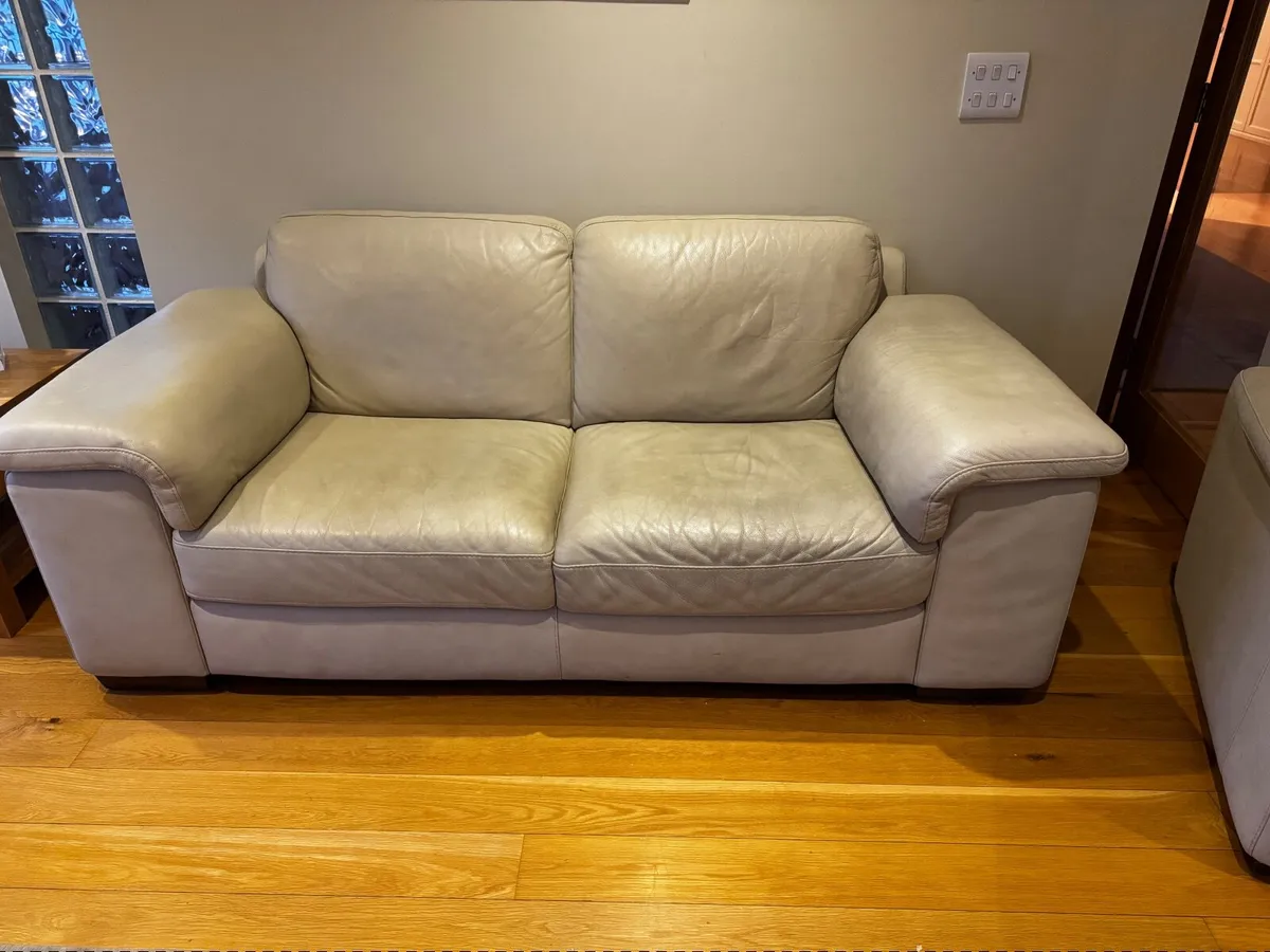 Natuzzi sofa, armchair and footstool - Image 2