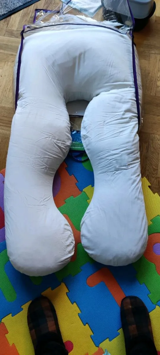 Clevermama maternity pillow - Image 2