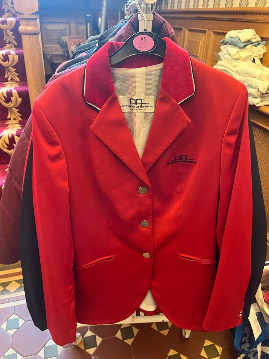 Equestrian clothing - Image 1