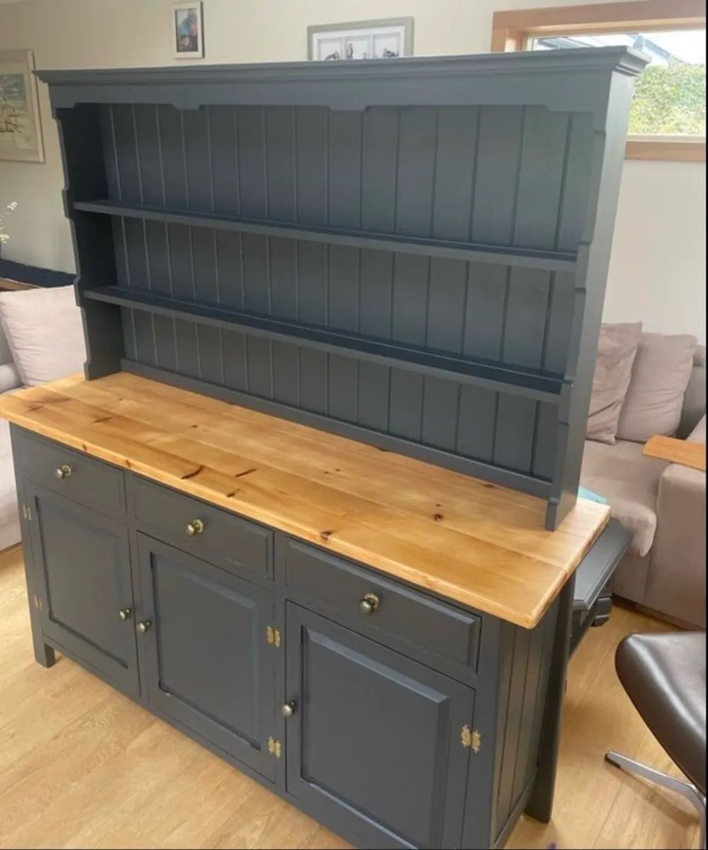 Kitchen dresser - Image 2